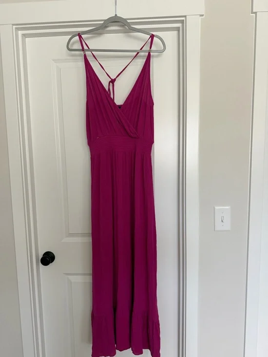White House Black Market Fuchsia Draped V-Neck Maxi Dress - Picture 4 of 7